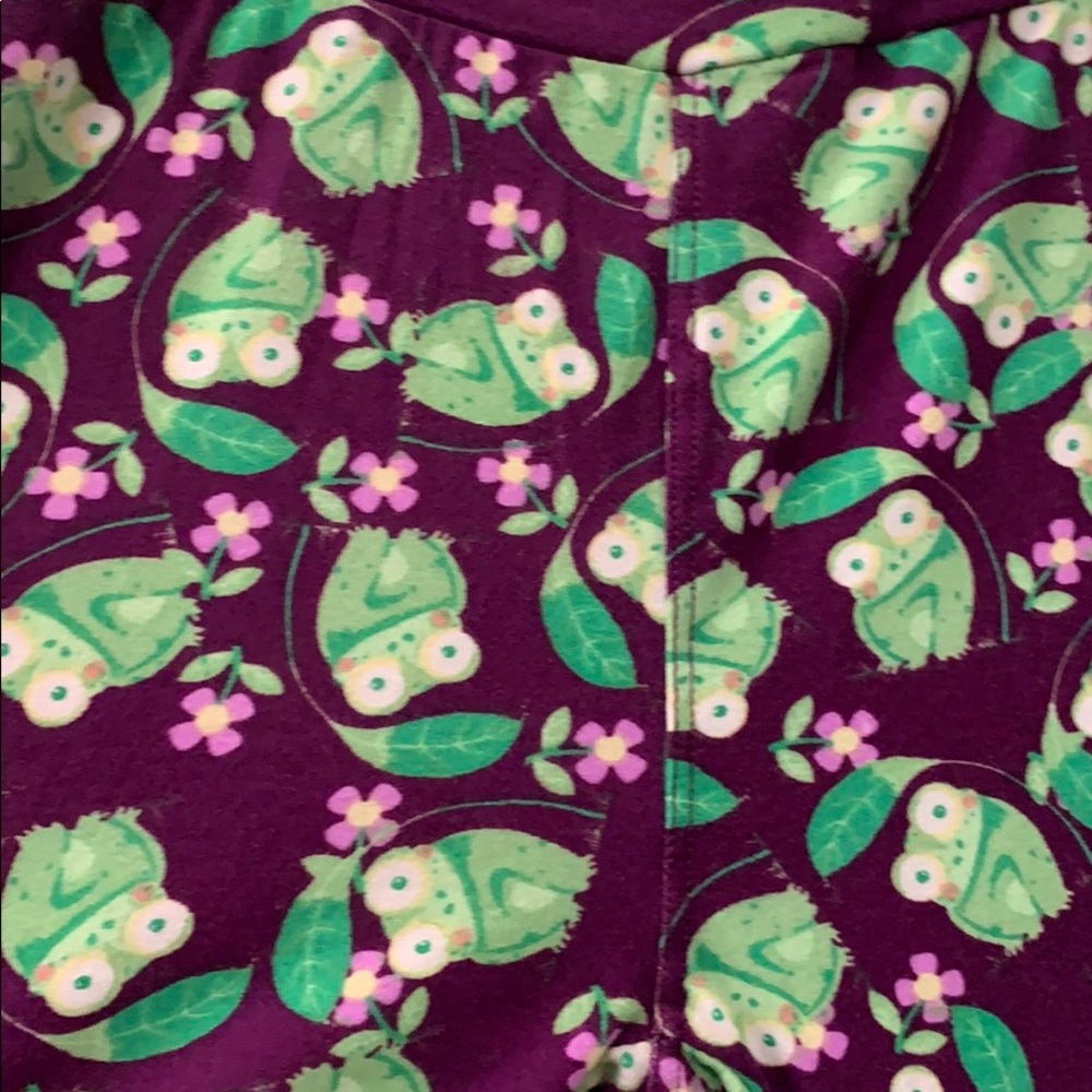 NWOT LuLaRoe Leggings Size OS Frogs